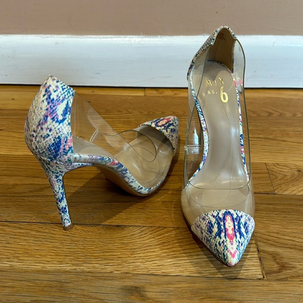BRAND NEW Mix No. 6- Size 7.5.Multicolor toe, back & heel with clear topline.